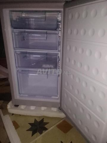ثلاجة ذات رفوف جديدة تمامًا - 2
