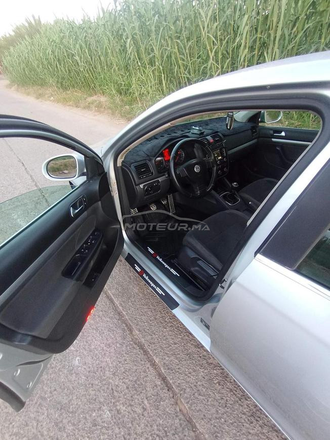 Volkswagen jetta mk5 1.9 tdi.  