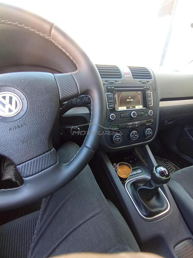 Volkswagen jetta mk5 1.9 tdi.  