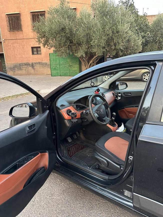 Hyundai i10 Essence Manuelle 2015 à Marrakech