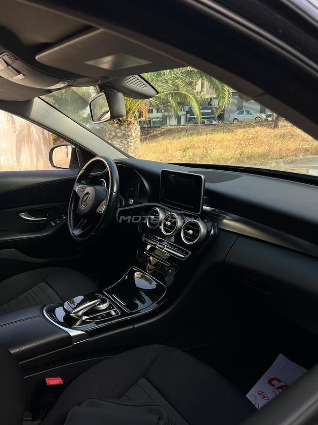 Mercedes-Benz 220 Diesel Automatique 2015 à Tanger