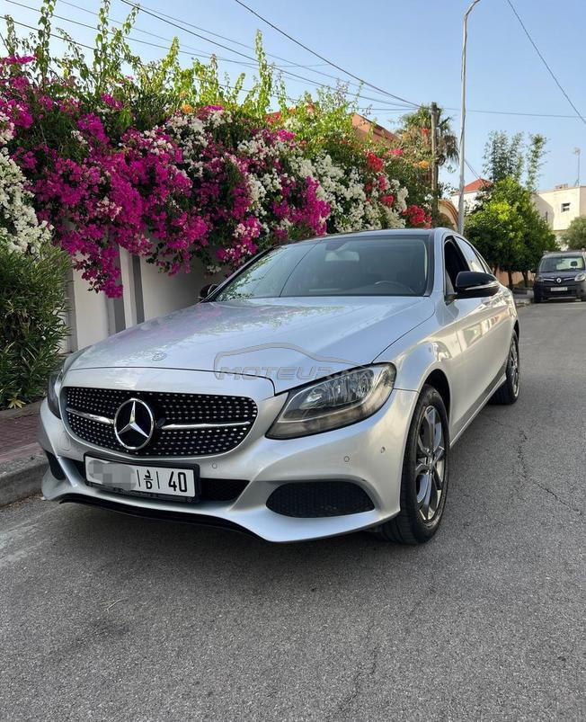 Mercedes-Benz 220 Diesel Automatique 2015 à Tanger