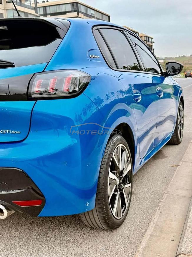 Je mets en vente une voiture Peugeot 