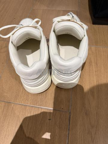 Off-White - Hors du bureau Original - 2