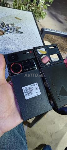 ZTE Nubia z60 ultra..512gb 16 Ram