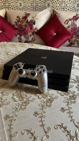 PS4 Pro 1To Flashée  16 Jeux et Manette Originale - 2