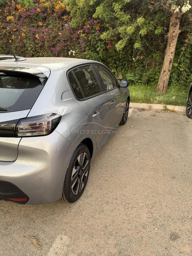 Peugeot 208 neuve