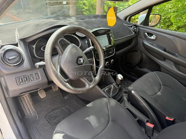 Renault Clio 4 Modèle 2021 très bonne état 