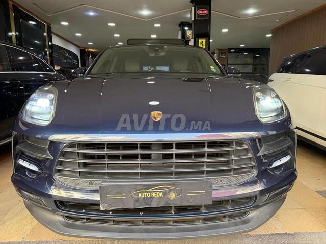 PORSCHE MACAN - 2