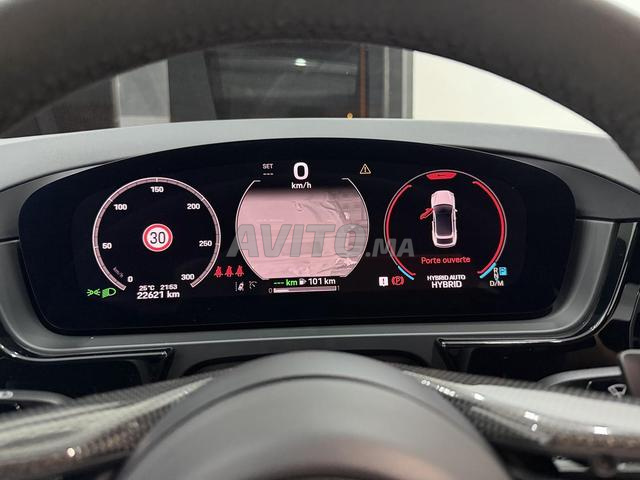 Porsche Cayenne Hybride Automatique 2025 à Oujda - 2