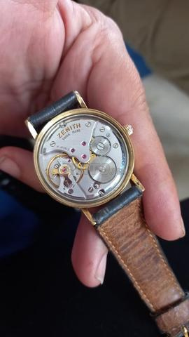 Zenith أصلية عتيقة من عام 1960 - 2