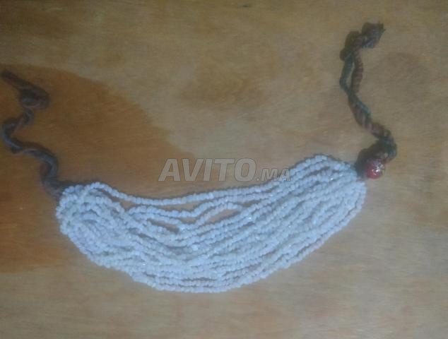 Collier Jawhar Baladi en verre ancien (Antique)