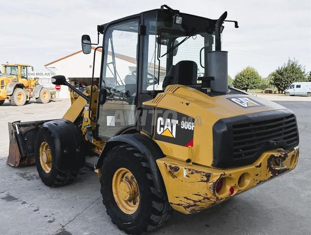 Chargeuse CAT 906H2, 6 tonnes, Année 2013, HT 330.000 - 2