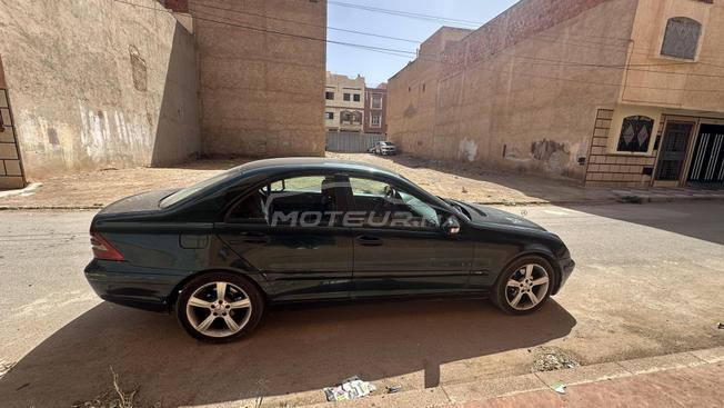 Mercedes-Benz C220