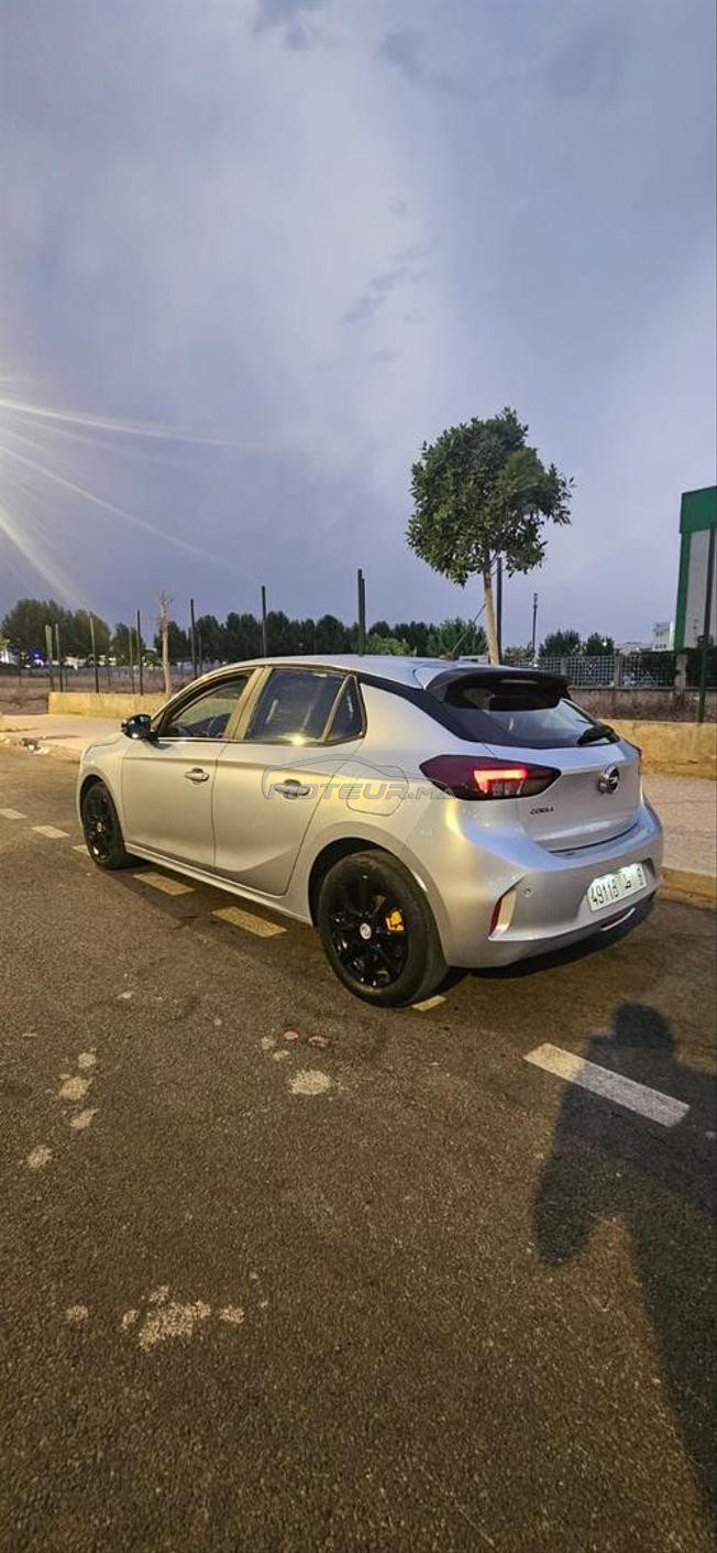 voiture en excellent état 