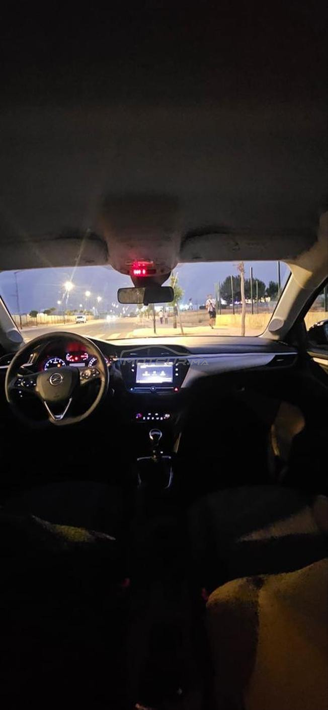 voiture en excellent état 