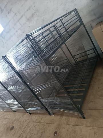 سرير بطابقين معدني مزدوج