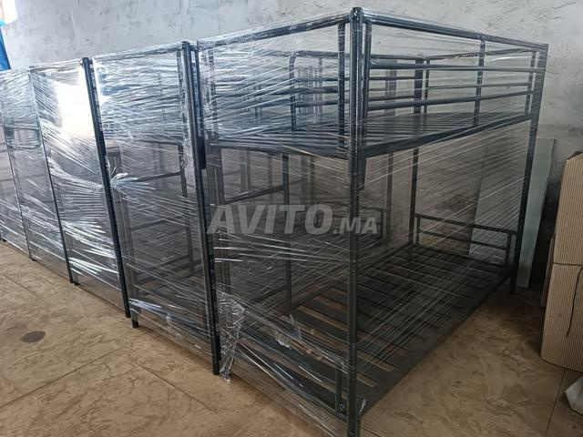 سرير بطابقين معدني مزدوج
