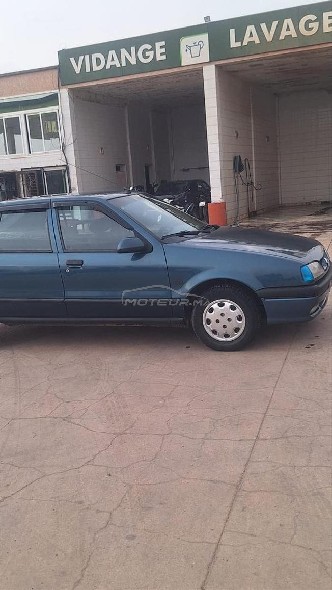 Renault 19