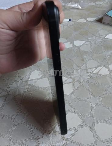 iPhone 15 normal - 2