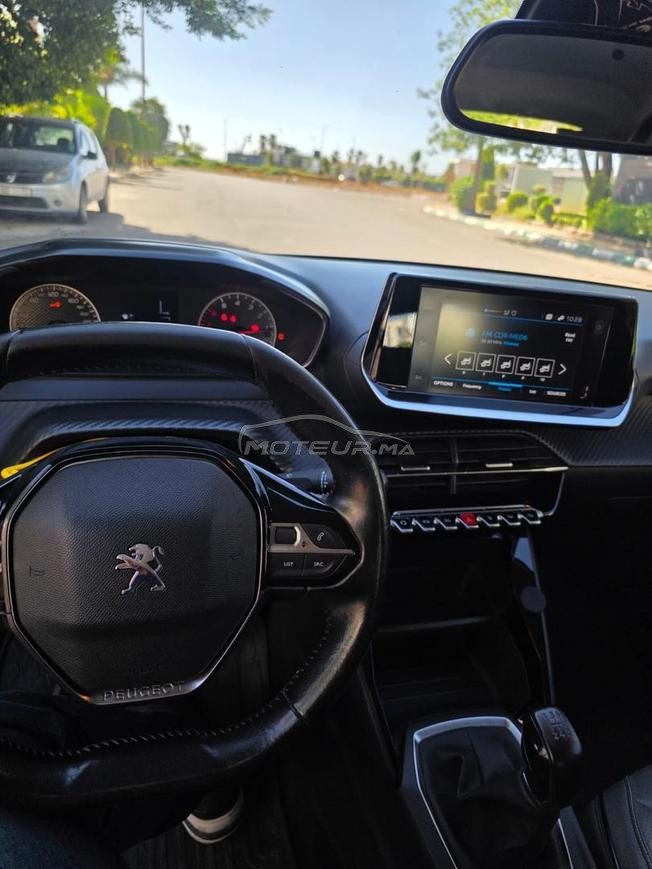Peugeot 208 Diesel Manuelle à Fès