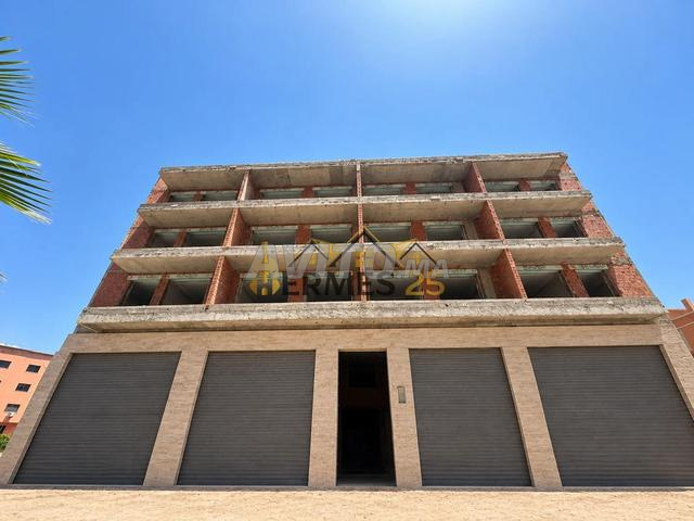 مشروع فخم مع مسبح على طريق الدار البيضاء - 2