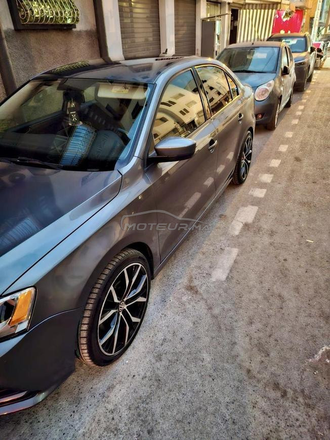 Volkswagen Jetta 2.0 TDI DSG – 2017 USA