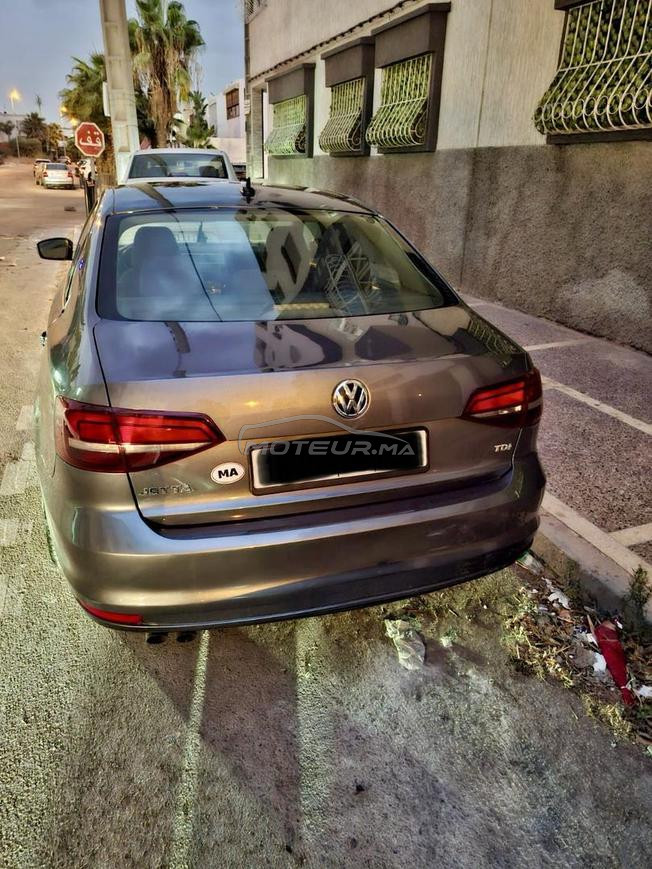 Volkswagen Jetta 2.0 TDI DSG – 2017 USA