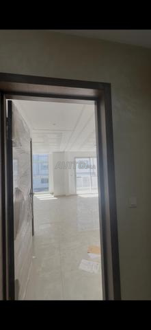 Bureau de 54 m à vendre emplacement stratégique - 2