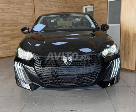Peugeot 208 1.2 Essence - 2