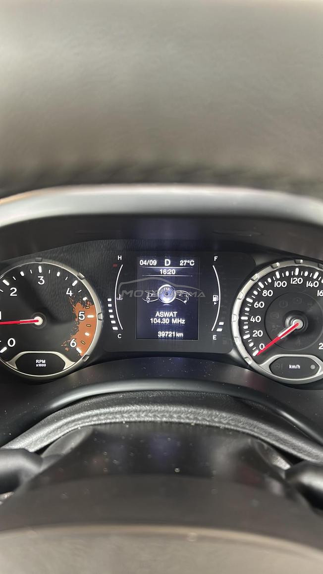 vente voiture jeep en bonne état 
