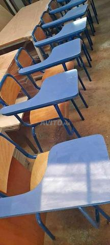 CHAISE ÉCRITOIRE AVEC TABLETTE  - 2