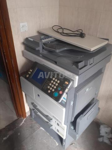 Machine de photocopie, fax et imprimante