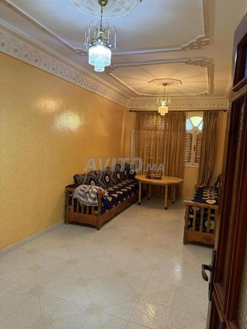 Maison à vendre, Devant Groupe alimane