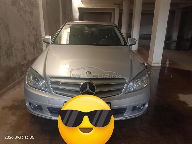 Mercedes-Benz 220 Diesel Automatique 2007 à Fès
