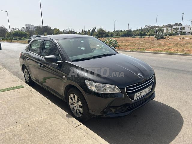 Peugeot 301 Diesel Manuelle 2015 à Rabat - 2