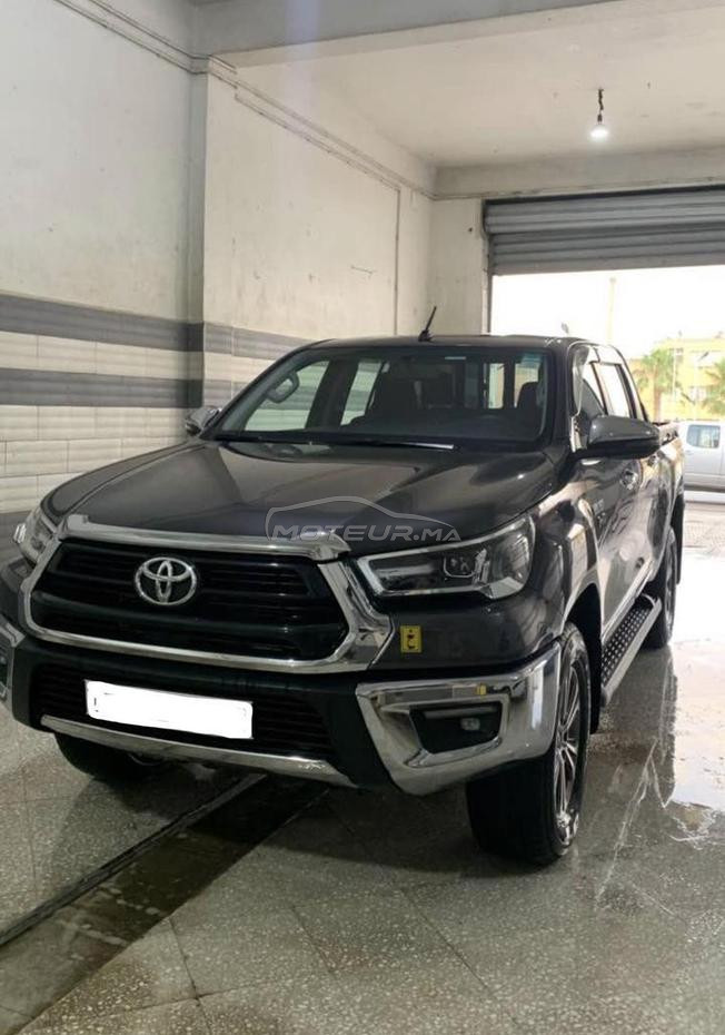 toyota hilux revo