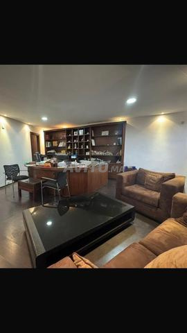 BUREAU 93m2 HAUT STANDING AMÉNAGÉ MERS SULTAN