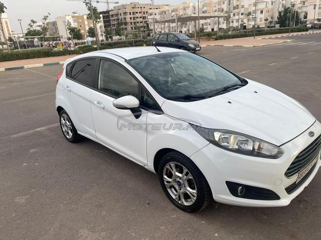 Ford Fiesta Essence Manuelle 2016 à Agadir