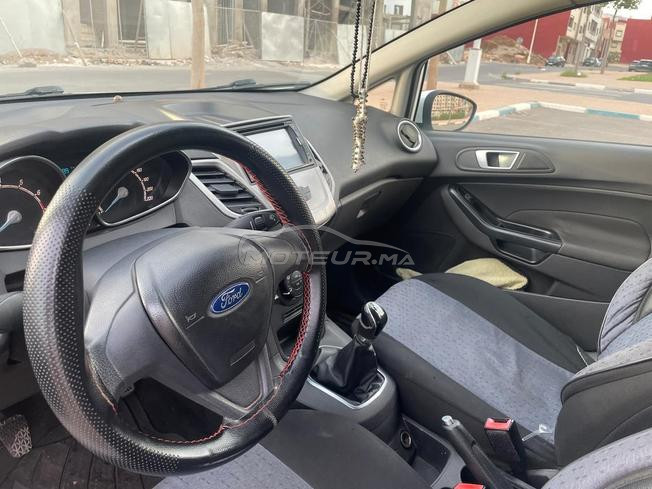 Ford Fiesta Essence Manuelle 2016 à Agadir