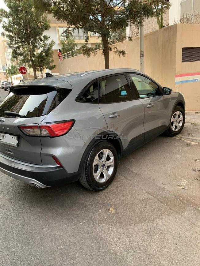 kuga 2021 automatique