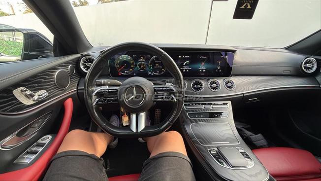 Mercedes-Benz Classe E Coupé 220 AMG Line