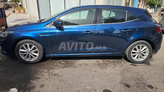 Megane 4 modele 2019 en bon état  - 2