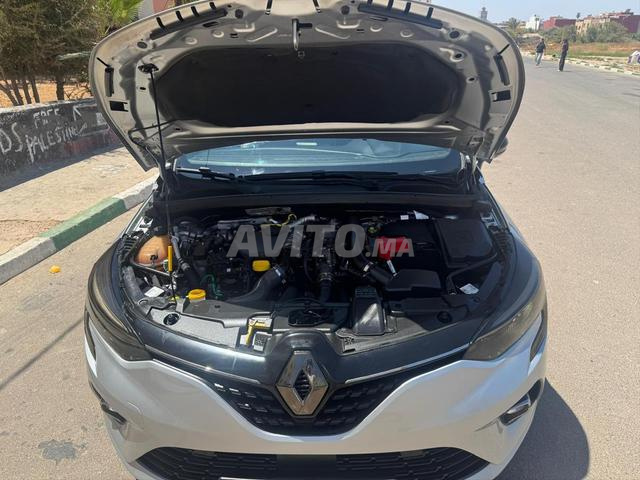Renault Clio 5 جيد جدًا 2023