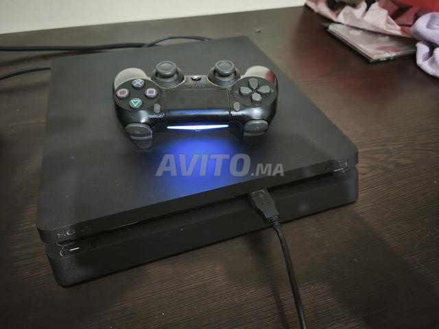 ps4 500g avec des jeux et une manette  - 2