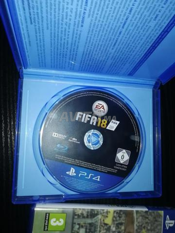 fifa 18 et fifa 17 neuf ps4 - 2
