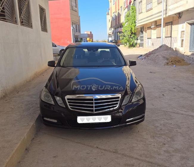 Mercedes E220 Automatique 2010 diwana 2013