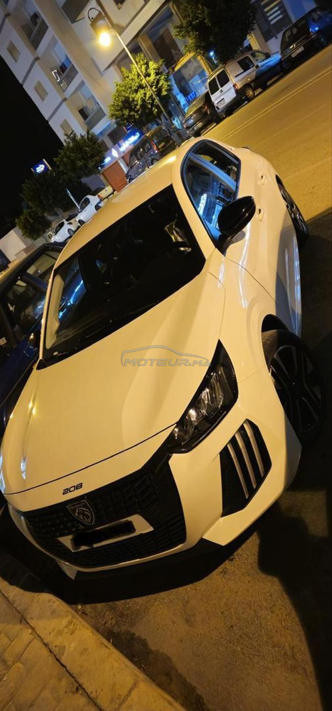 Peugeot 208 Diesel Manuelle 2025 à Tanger