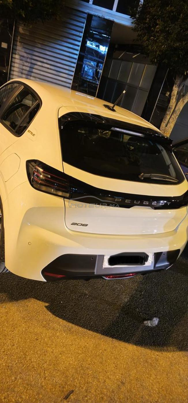 Peugeot 208 Diesel Manuelle 2025 à Tanger