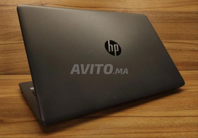 HP i5 8ème Gen RAM 8 Disque 256 SSD Écran 15